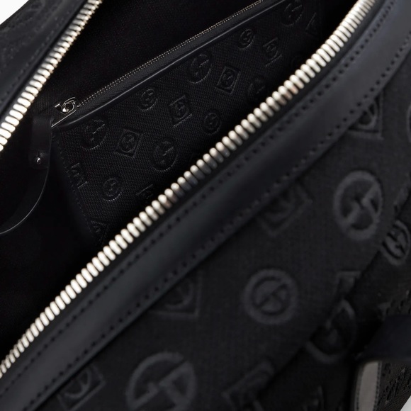 Giorgio ARMANI weekender bag with all-over logo Blue Dimensions: 50 x 31 x 23 cm - Picture 7 of 9